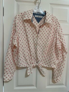 Tommy Hilfiger Cream Blouse with Red Anchor Print and Tie Hem